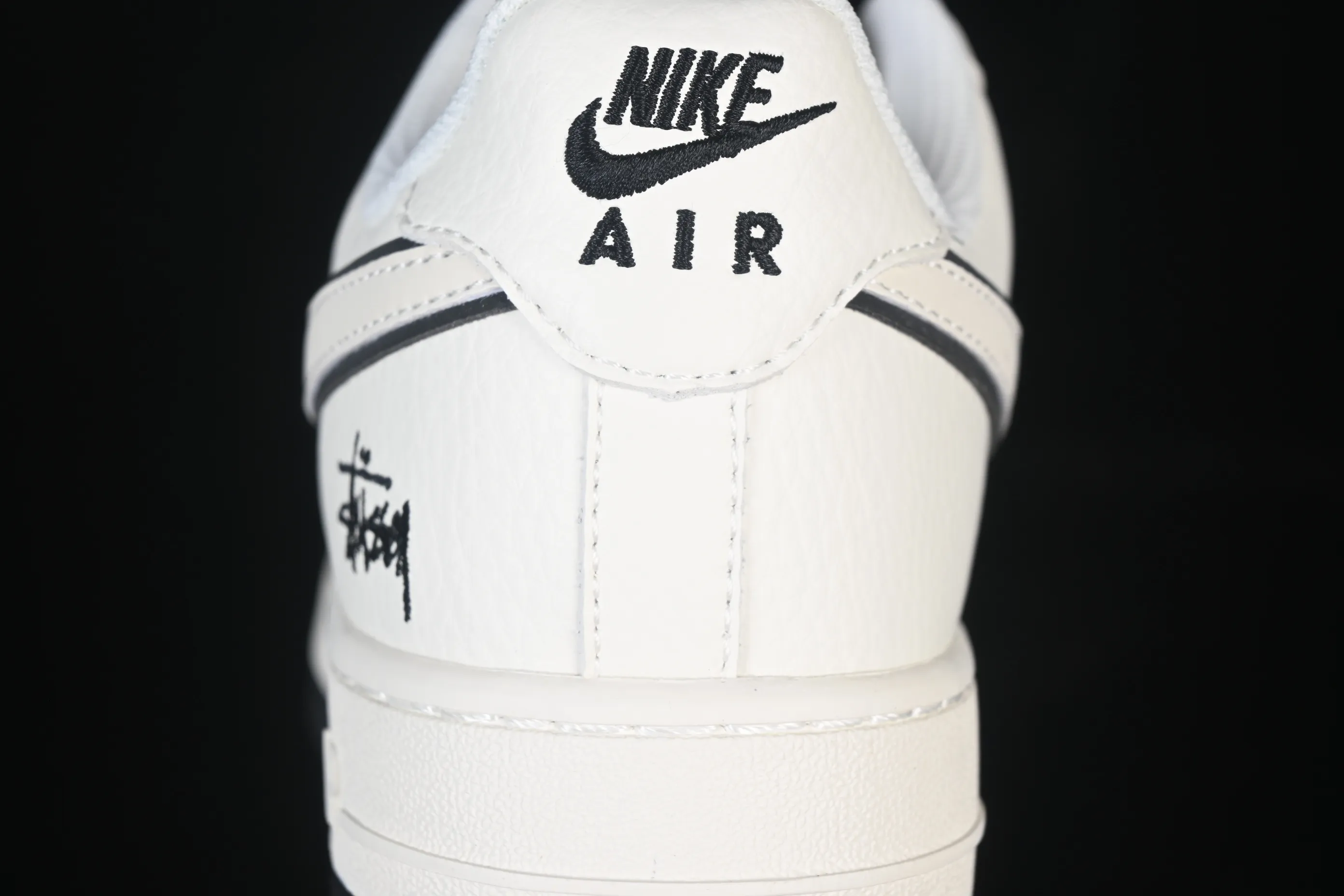 All categories Nk Air Force 1 Air Force series Nk Air Force 1 Low Air Force low-top Nike Air Force 1'07 Low Stusi co-branded beige black bottom Air Force 1 low-top casual sneakers CS5288-046